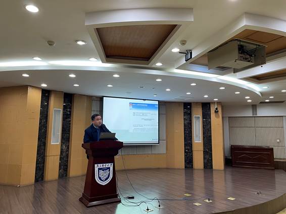 98A22EDDD27F5CABC7143C7E74933AF1